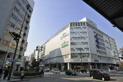 一般財団法人　日本老人福祉財団　大阪〈ゆうゆうの里〉