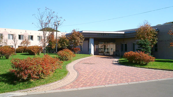 特別養護老人ホーム白鳥ハイツ