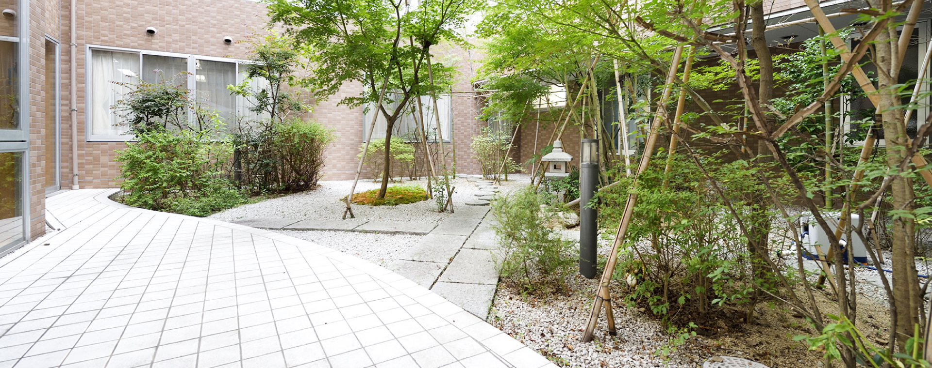 ユニット型地域密着型特別養護老人ホーム　　長春苑