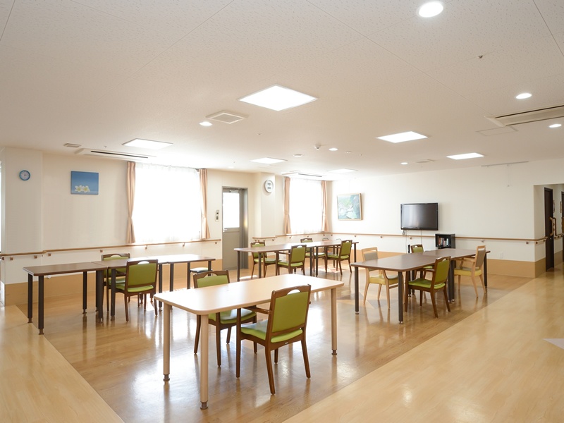 介護付き有料老人ホーム　プレザンメゾンさいたま南与野