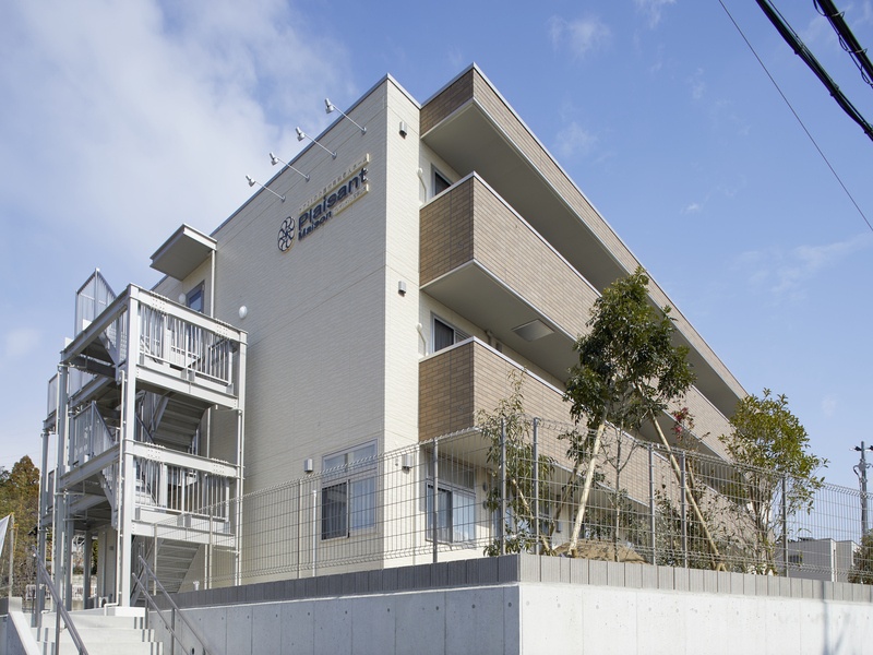 介護付有料老人ホーム　プレザンメゾン宝塚山本