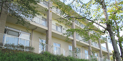 介護付有料老人ホームころもガーデン
