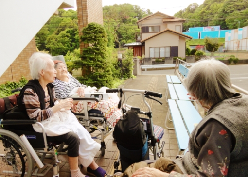 特別養護老人ホーム　けいあいの郷緑園