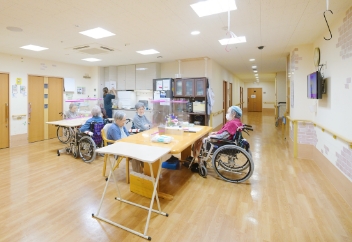 特別養護老人ホーム　けいあいの郷緑園