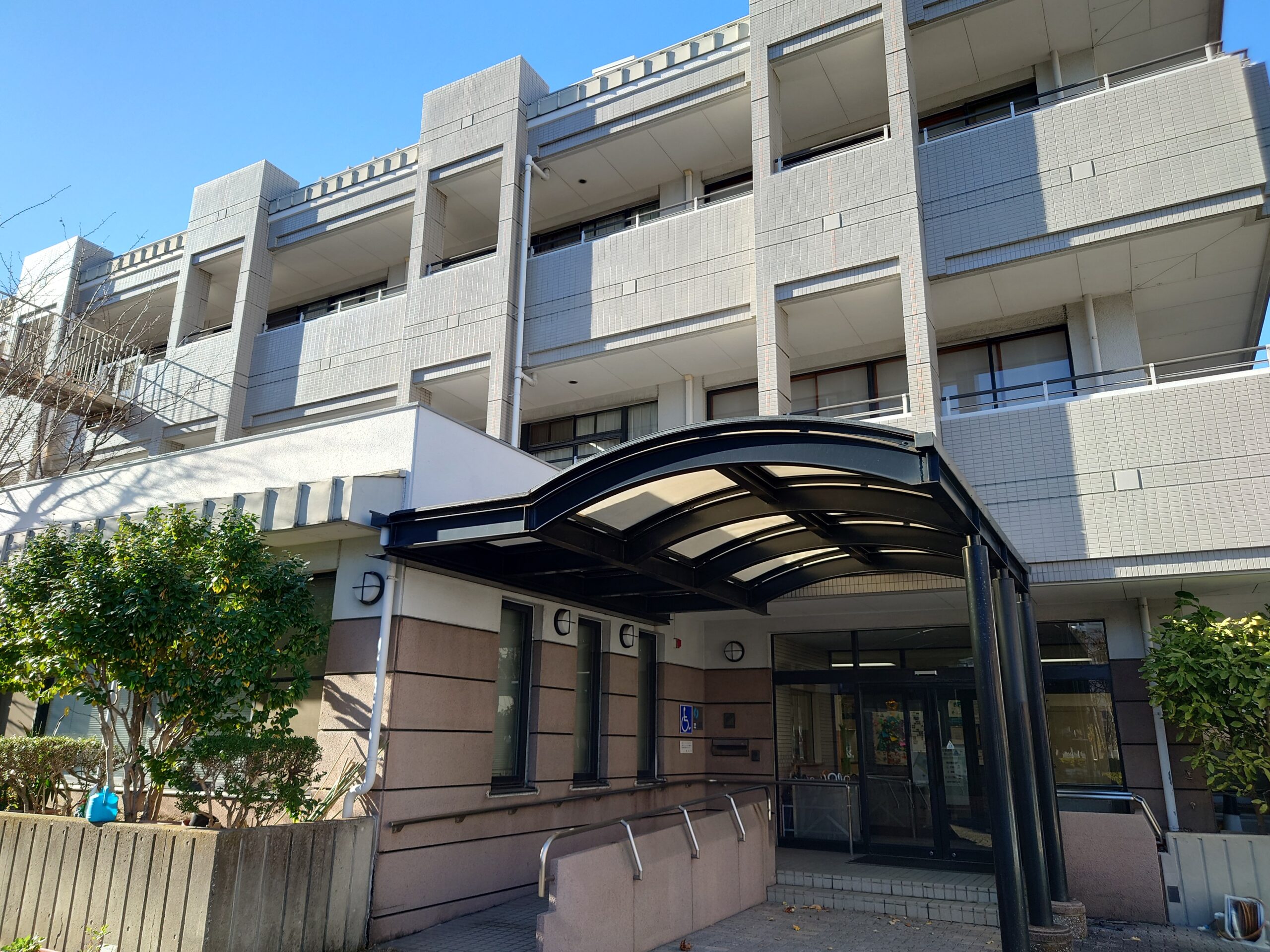 特別養護老人ホーム 新山下ホーム