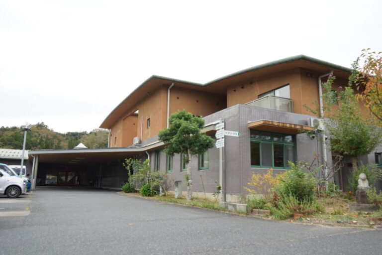 特別養護老人ホーム岩滝あじさい苑